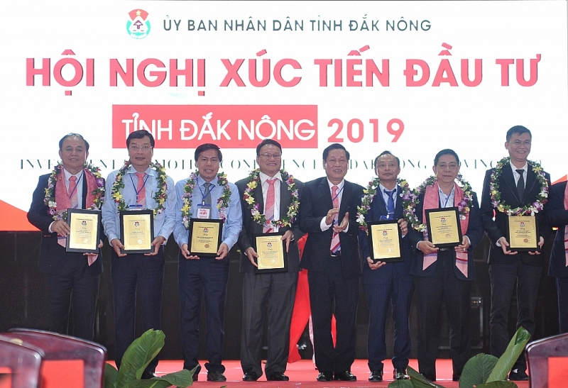 vietinbank hop luc han che tin dung den ta i tay nguyen