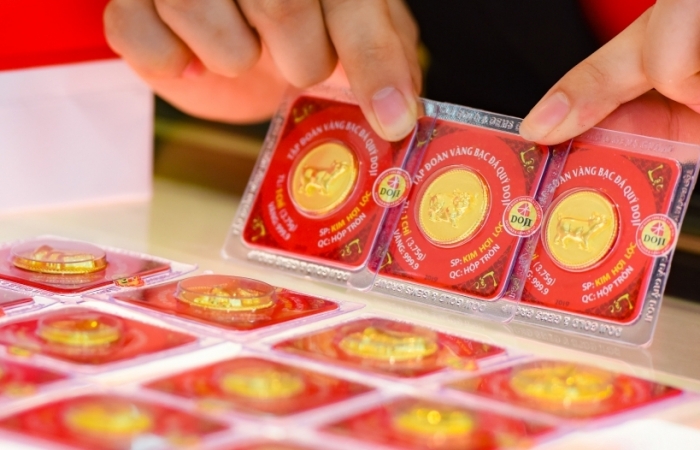 Nhu cầu cao khiến chênh lệch giá vàng trong nước và thế giới cao kỷ lục