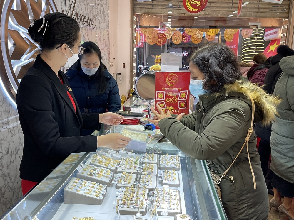 Lượng vàng bán ra năm nay đều được các công ty kinh doanh vàng cho biết tăng hơn năm ngoái.