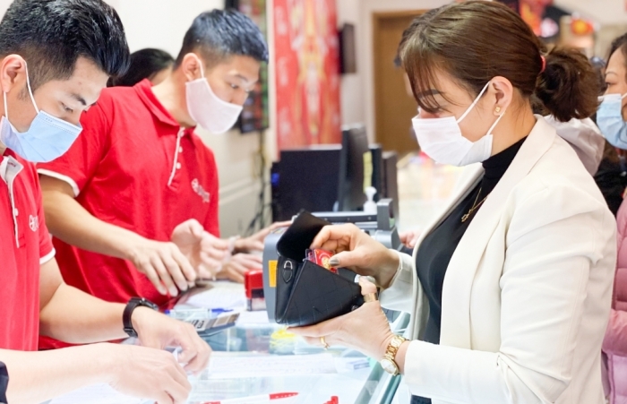 Vượt 61 triệu đồng/lượng, có nên đầu tư vào vàng?