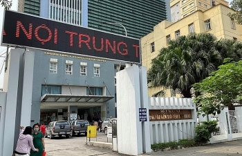 Thứ trưởng Bộ Công an: CDC Hà Nội nâng khống giá máy xét nghiệm Covid-19 gấp 3 lần