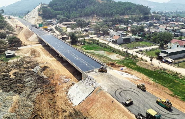 Kiến nghị làm rõ trách nhiệm, kiểm điểm cán bộ gây chậm trễ giải ngân vốn đầu tư công