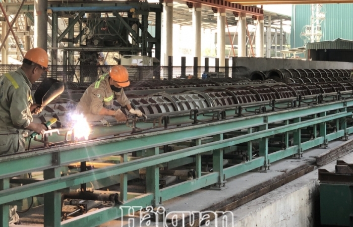 WB cảnh báo kinh tế sẽ chậm lại nếu đại dịch không được kiểm soát trong ngắn hạn