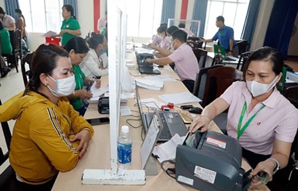 Sẽ "nới lỏng" điều kiện cho vay gói tín dụng trả lương ngừng việc