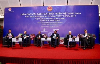 Hướng tới thể chế kinh tế thị trường hiện đại: Tránh bẫy thu nhập trung bình