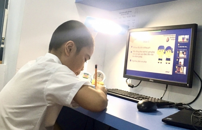 Hà Nội: Từ 8/2, học sinh từ lớp 7 đến 12 ở vùng Xanh, Vàng trở lại trường