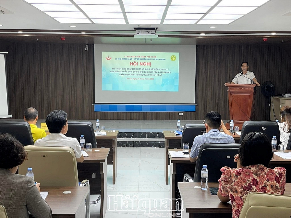 ông Nguyễn Vân, Phó Chủ tịch Hansiba phát biểu tại Hội nghị. Ảnh: H.Dịu