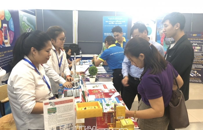 Startup từ thương mại điện tử: Cơ hội ngang nhau, thành công khác biệt