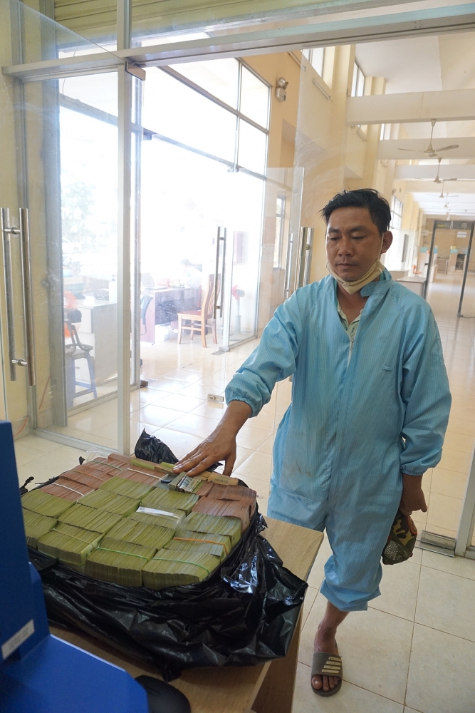 Hải quan Tây Ninh liên tiếp khởi tố các vụ vận chuyển trái phép tiền qua biên giới