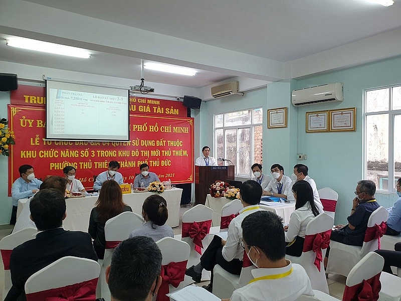Phiên đấu giá 4 lô đất Thủ Thiêm ngày 10/12/2021. Ảnh S.T