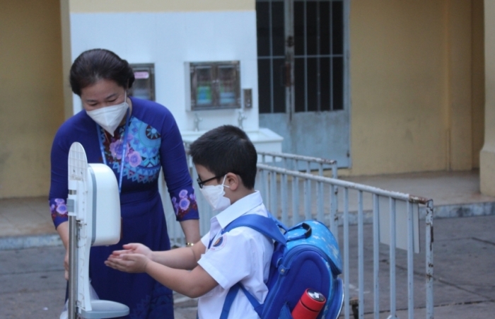 Trẻ mắc Covid-19 tăng cao, TPHCM đã có kịch bản ứng phó