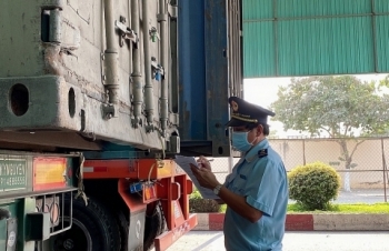 Nhiều phương án tạo thuận lợi cho lưu thông hàng hóa qua cửa khẩu Mộc Bài