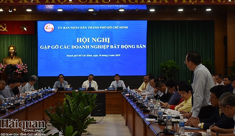 tphcm doanh nghiep bat dong san gap kho ve thu tuc chinh sach
