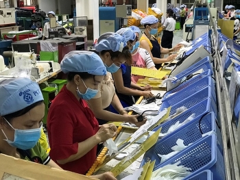Doanh nghiệp cẩn trọng với làn sóng cắt giảm lao động sau dịch