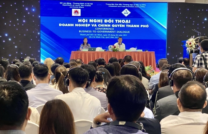 Gỡ vướng về cấp phép cho lao động nước ngoài