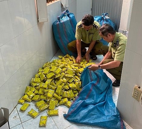 Số lượng lớn thuốc đông dược không rõ nguồn gốc, xuất xứ bị tạm giữ. Ảnh Duy Tuấn