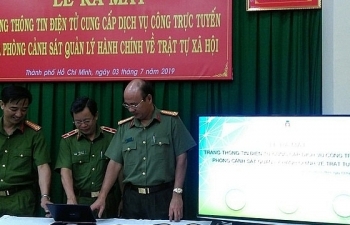 TPHCM triển khai đăng ký cấp thẻ căn cước công dân qua mạng