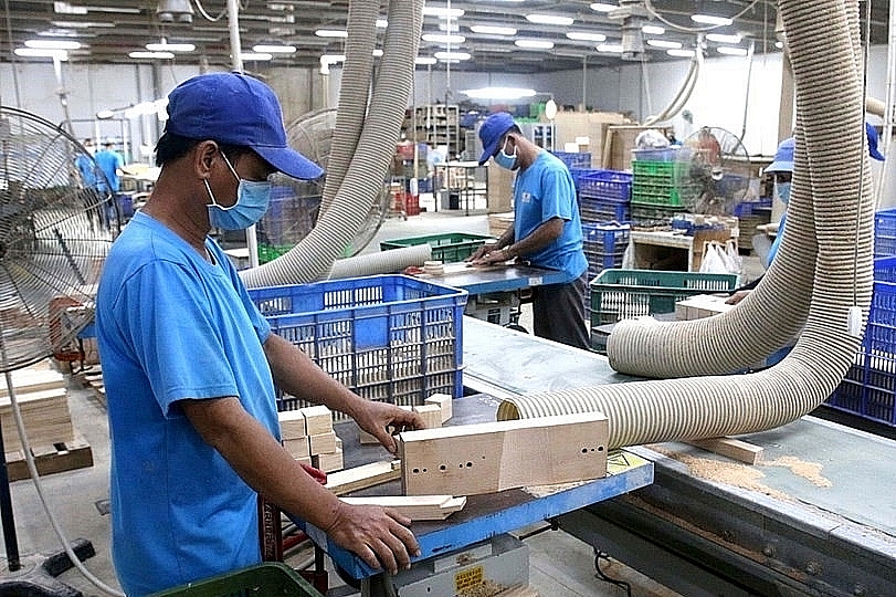 Người lao động được hưởng chính sách hỗ trợ tiền thuê nhà nhằm giảm bớt khó khăn sau dịch. Ảnh: T.D