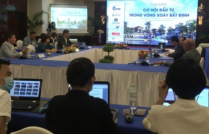 Doanh nghiệp tìm cơ hội đầu tư trong vòng xoáy đại dịch