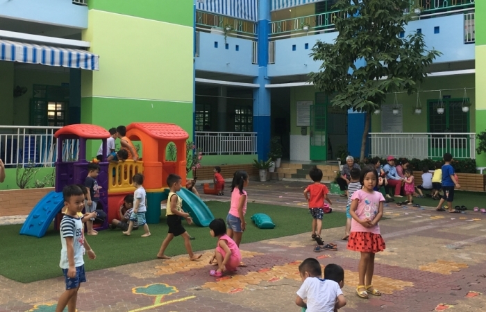 TPHCM: Học sinh mầm non đến trường dưới sự đồng thuận của phụ huynh