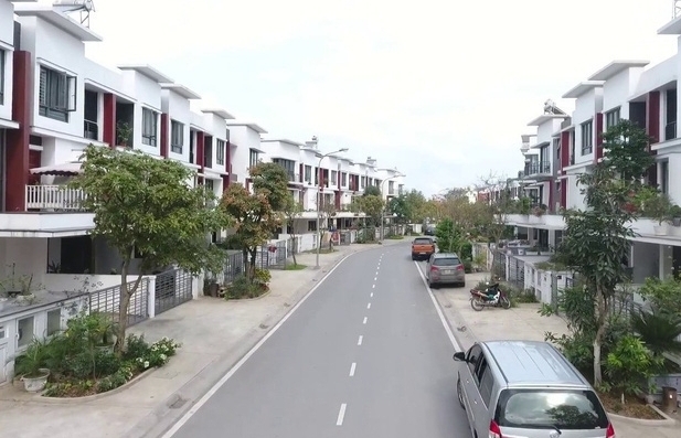 Dịch Covid-19 làm trầm trọng thêm các khó khăn của thị trường bất động sản