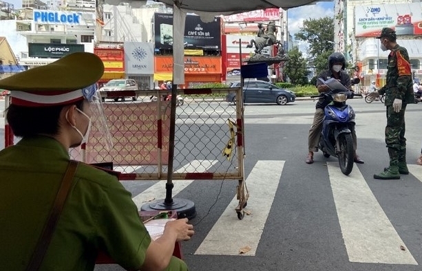 Công an TPHCM lý giải nguyên nhân F0 có giấy đi đường