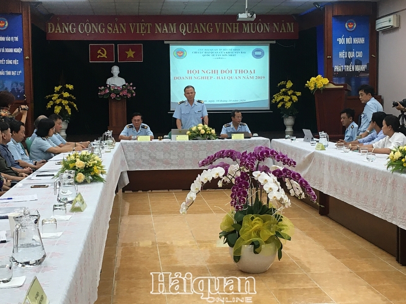 hai quan san bay tan son nhat thao go kho khan cho doanh nghiep 114337