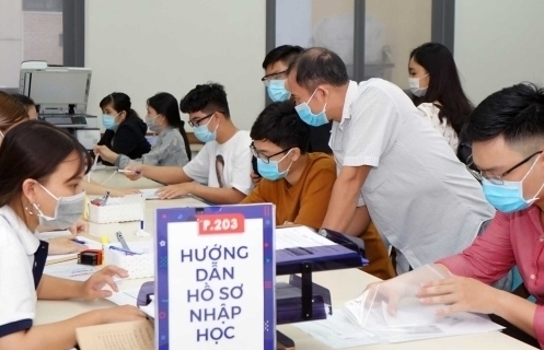 Nhiều trường đại học công bố điểm chuẩn trúng tuyển