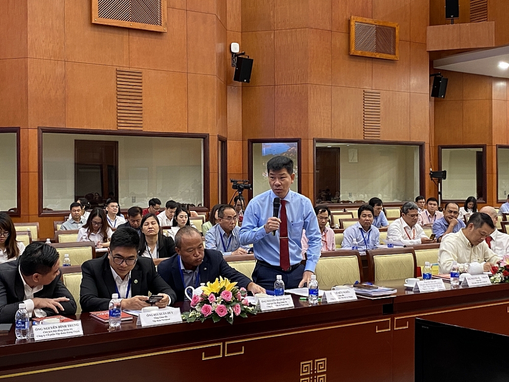 Thị trường bất động sản còn tiểm ẩn nguy cơ mất ổn định Thị trường bất động sản còn tiểm ẩn nguy cơ mất ổn định