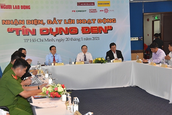 Ngân hàng tận dụng công nghệ để đẩy lùi 