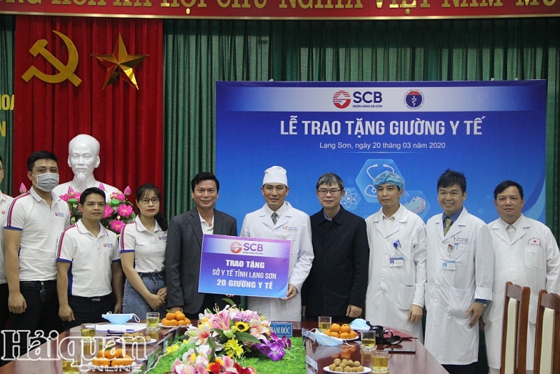 scb tang giuong y te va 13 ty dong ho tro chong dich covid 19