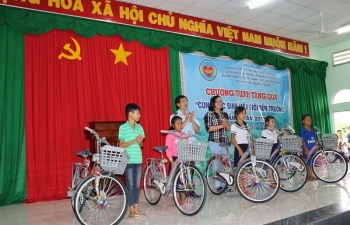 Lên rừng xuống biển, kết nối yêu thương