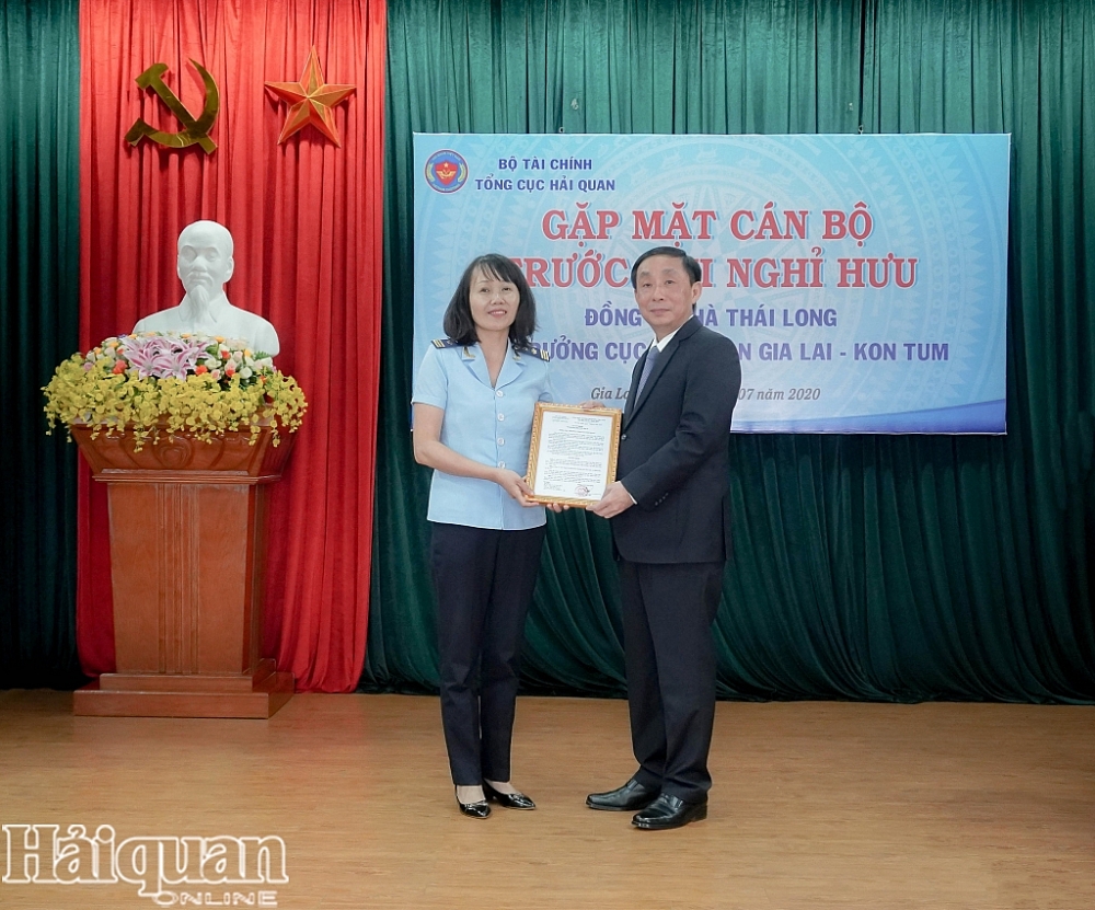 0615 chi huyen