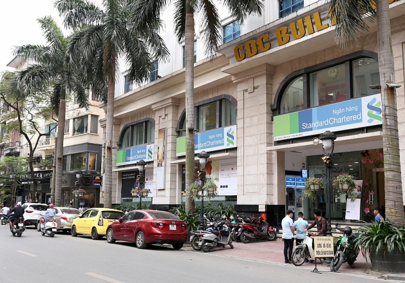 standard chartered tang von cung co cam ket voi thi truong viet nam