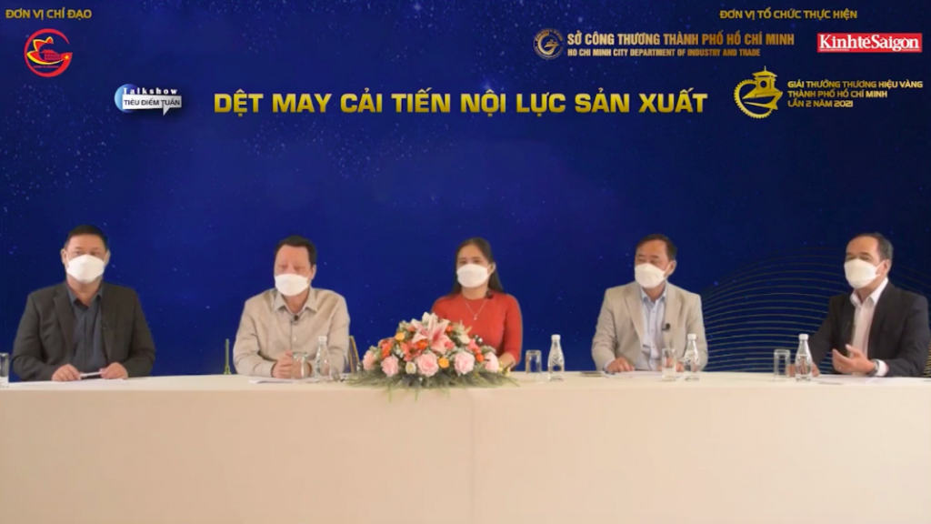 Các chuyên gia, doanh nghiệp trao đổi tại tọa đàm