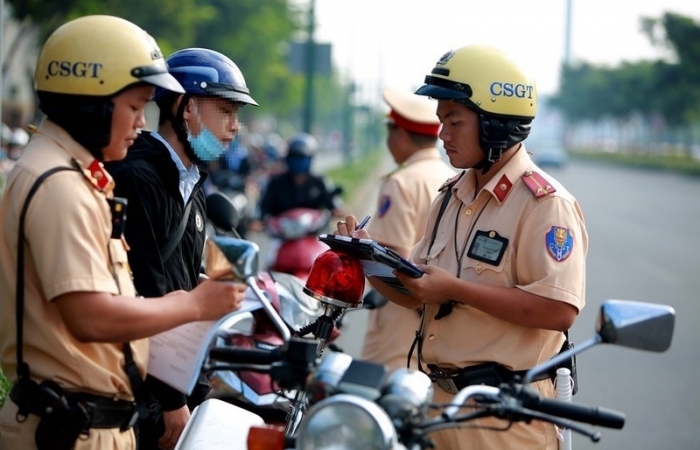 Mỗi ngày chậm nộp phạt sẽ phải nộp thêm 0,05% tổng số tiền phạt chưa nộp