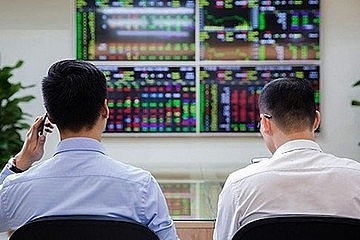 Sửa quy định về thời điểm khai, nộp thuế thay cho cá nhân nhận cổ tức, nhận thưởng bằng chứng khoán