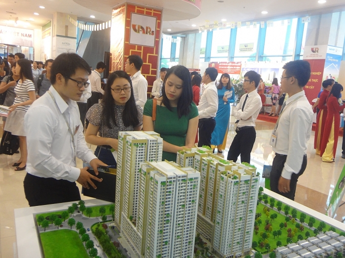 Nên bắt buộc giao dịch qua sàn đối với một số loại hình bất động sản