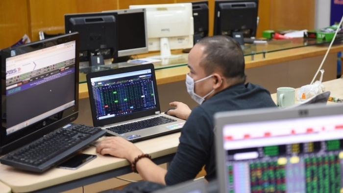 Sự phục hồi mạnh mẽ của các nhóm cổ phiếu