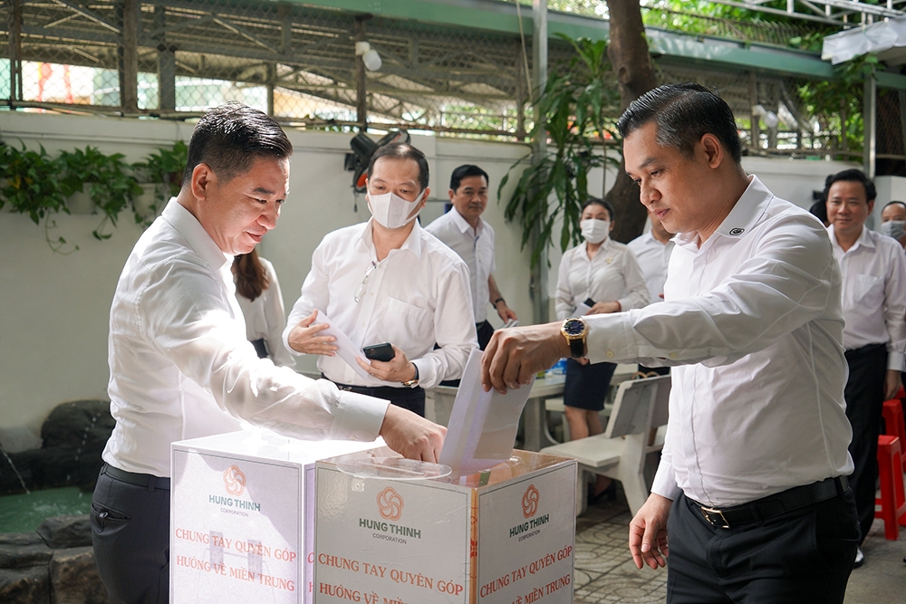 Tập đoàn Hưng Thịnh ủng hộ đồng bào miền Trung hơn 5 tỷ đồng