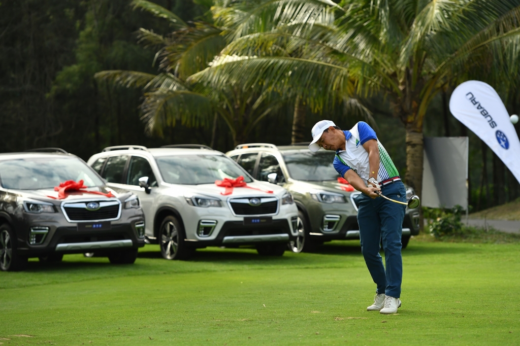 Hơn 1.000 golfer tranh tài tại giải đấu Bamboo Airways Golf Tournamet 2021