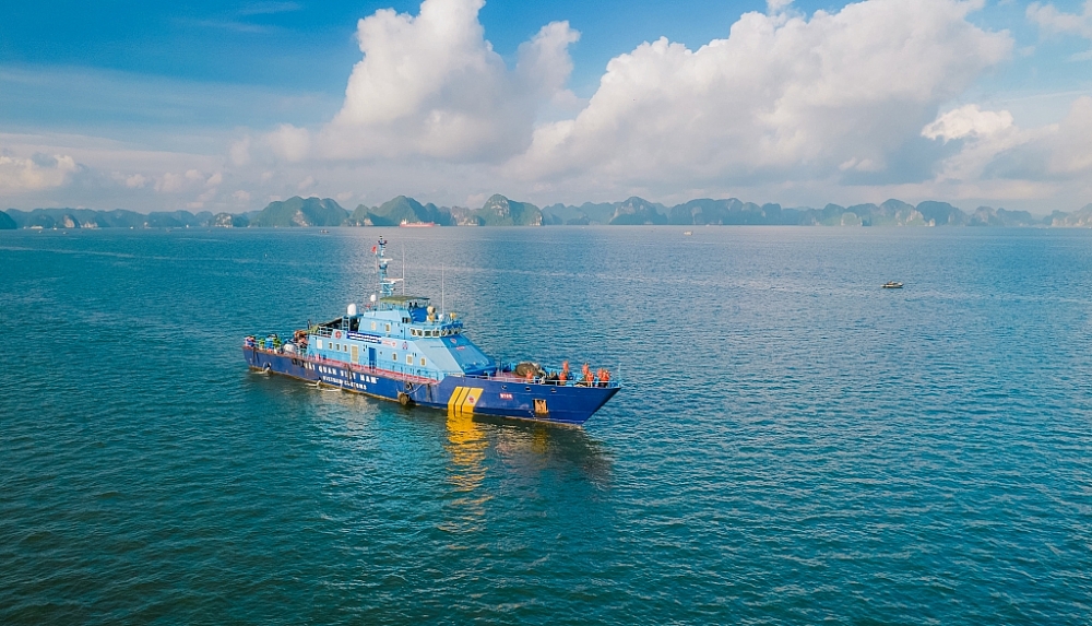 Hình ảnh bản lĩnh, vững vàng, chuyên nghiệp của người cán bộ Cục điều tra chống buôn lậu