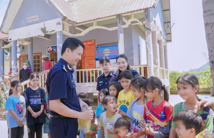 "Nét lạ" ở Hải quan Bình Định