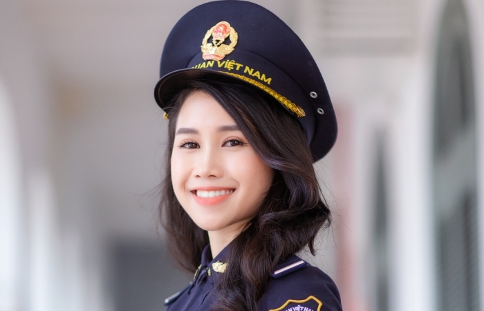 Nét đẹp công chức Hải quan tuổi đôi mươi