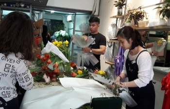 Khởi động thị trường quà tặng ngày 8/3