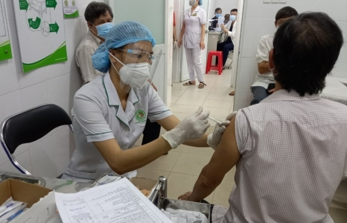 Tháng 9 và 10, vắc xin Covid-19 về Việt Nam nhiều, tiêm tối đa công suất