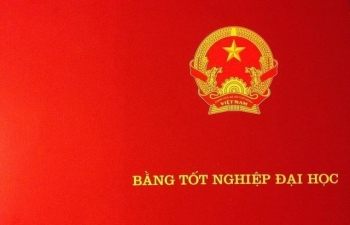 Trường đại học được tự thiết kế mẫu, in phôi văn bằng