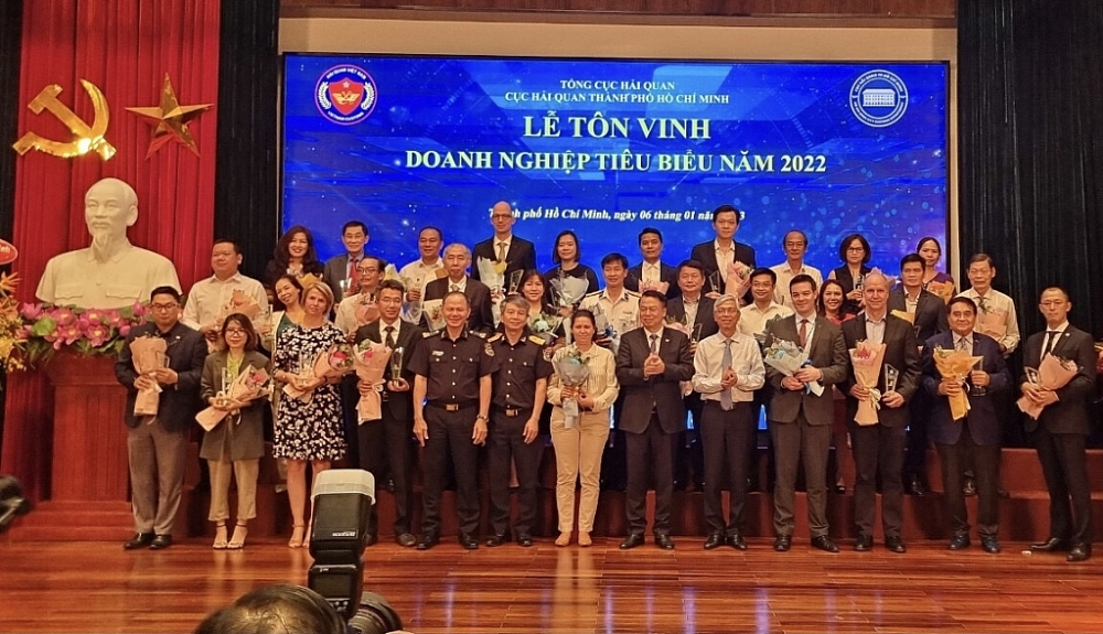 Hải quan TPHCM tôn vinh doanh nghiệp tiêu biểu năm 2023