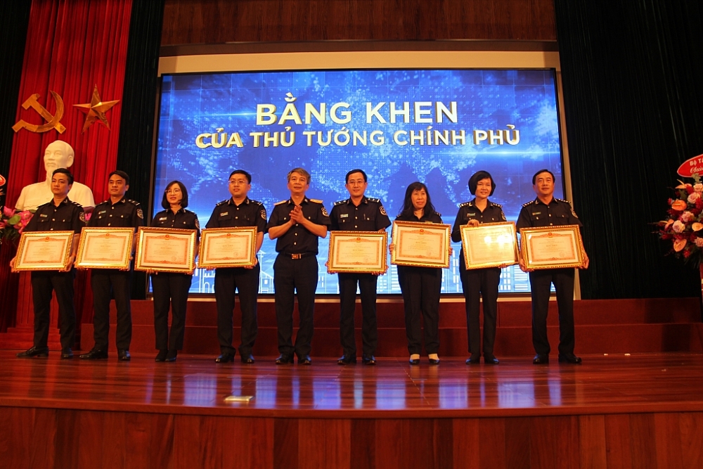 Hải quan TPHCM