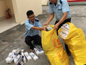 Bỏ thuốc lá lậu, chạy thoát thân